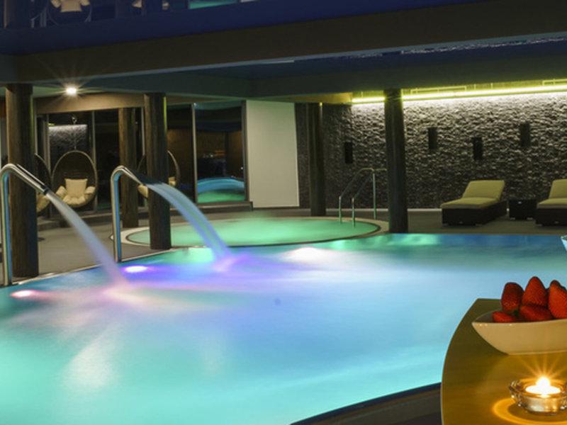 F455AC18858AFFB42DB49CE55C419752