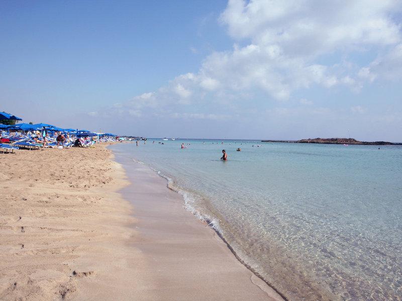 24C173B9B5DF03F274F895D1CF8689AB