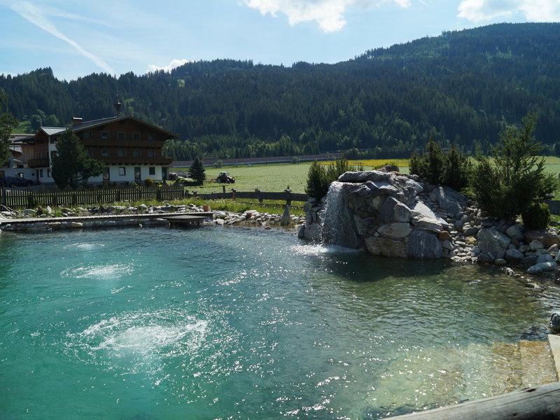 EE082E58A1CFC078DD87FCFB86D9AA00