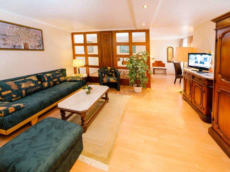 15DA88B21AAD2A929A2F5B4BC5C51C78