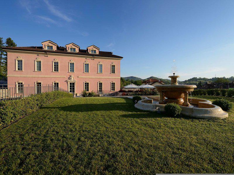 5768C37CF349817433F5956BD0FB3916