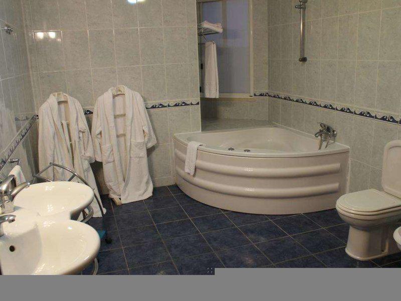 CE152A5E53A82270E4D9B853606DCAA4