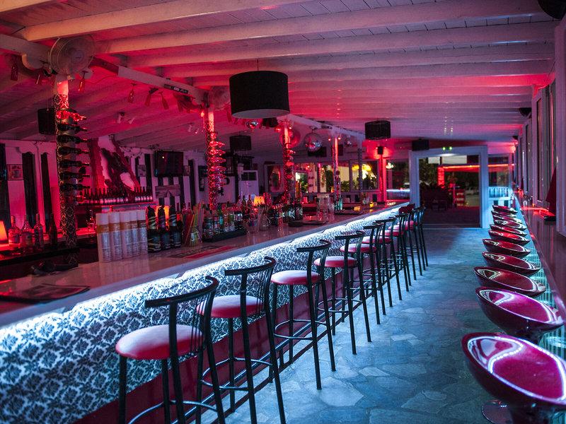 99CE0BDF2DBAFD8B0E64F8C14BCF547A