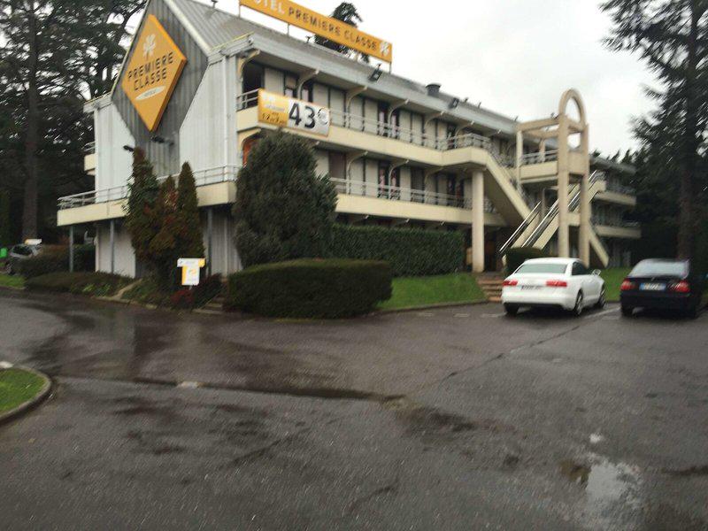 43BF9CBDEDFFFC8B8ECF77B589107E59