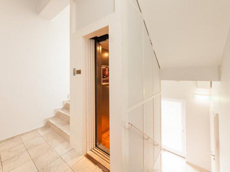 BD254C0C9DC5746EEA1BA2AF7AB488BA