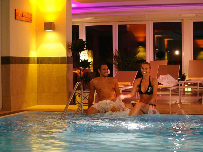 77DC50CE87011E355FD06CECA19CEA3C