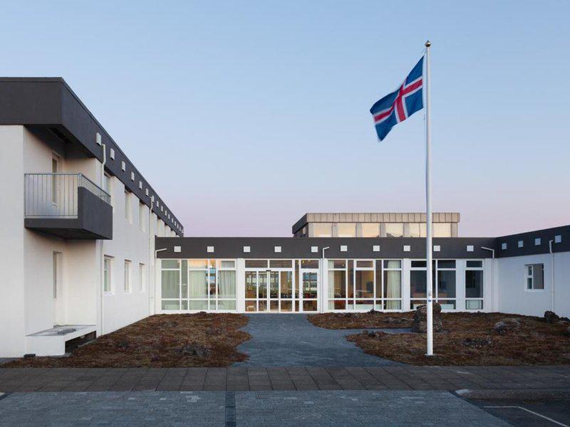 27BF913BBD84715D72CB78B672F2F6F3