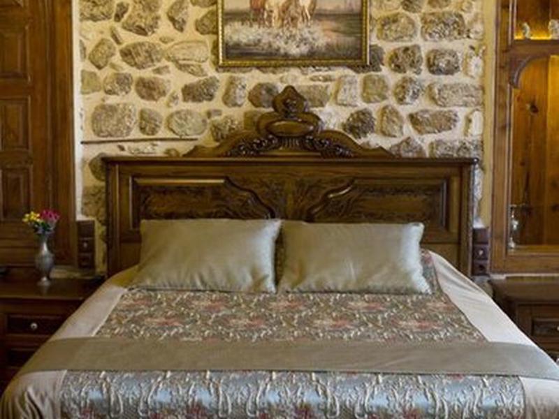 CE3E8AE8EC3304F826571D4DCF88F01D