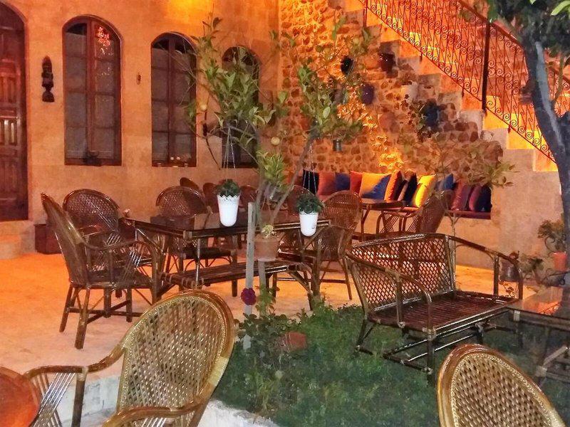 603EC5F8BA74C580D3E3C8A6BF7FE1AA