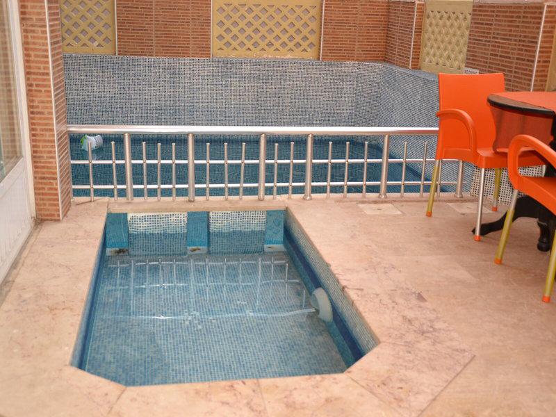 FF01046CC8D64355618FAD70859E210D