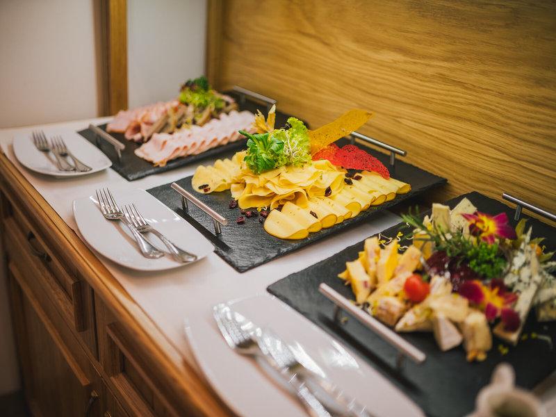 FB7B2575997B3149E215CF4416640908