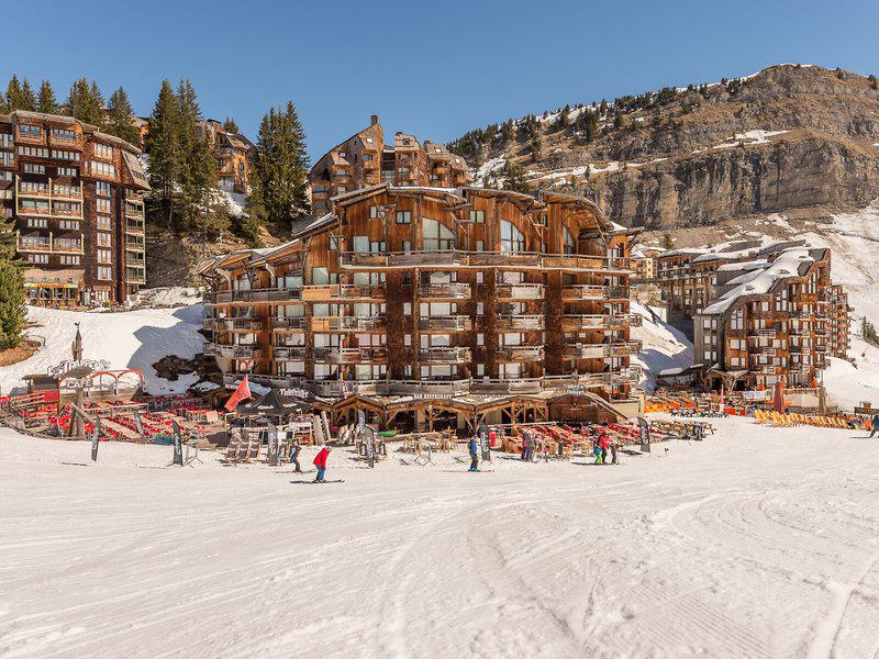 8233E3676C1340C6525A66885B6E1CE1