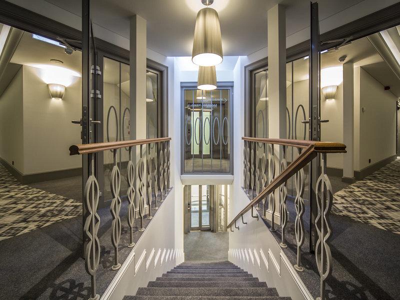 9171FE4A88F83217593F8B69626DDE24