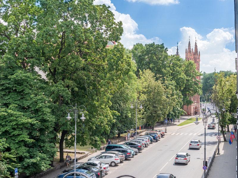 035AE1786DBB111DE318338001C18093