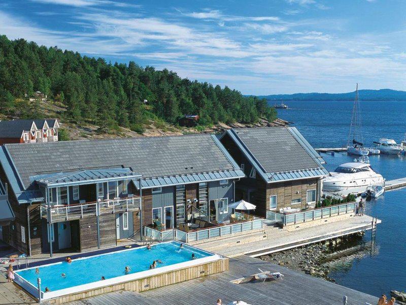 B1DD6960388DCBC784C3A088E44D065A