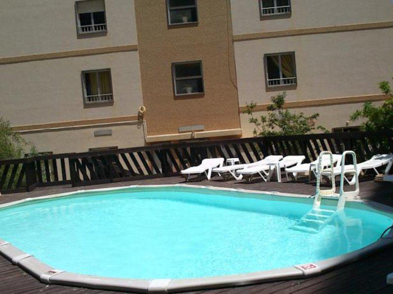 327916968BB658D268D687529BD72CED