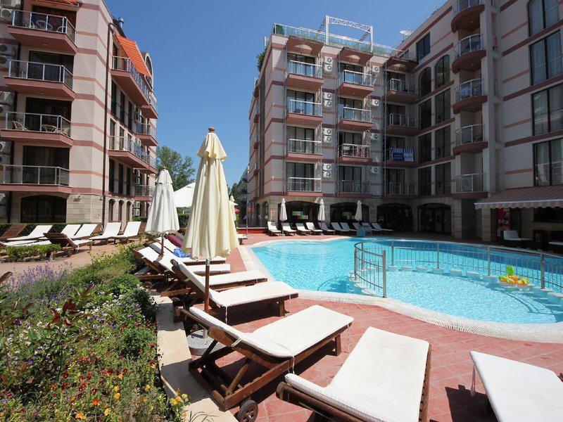 E2BAB2F8259F8B8E1267DE8CABE55AC6