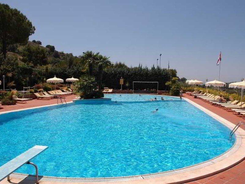 24A22D6FD7FD66535AF427BA7E4B820E