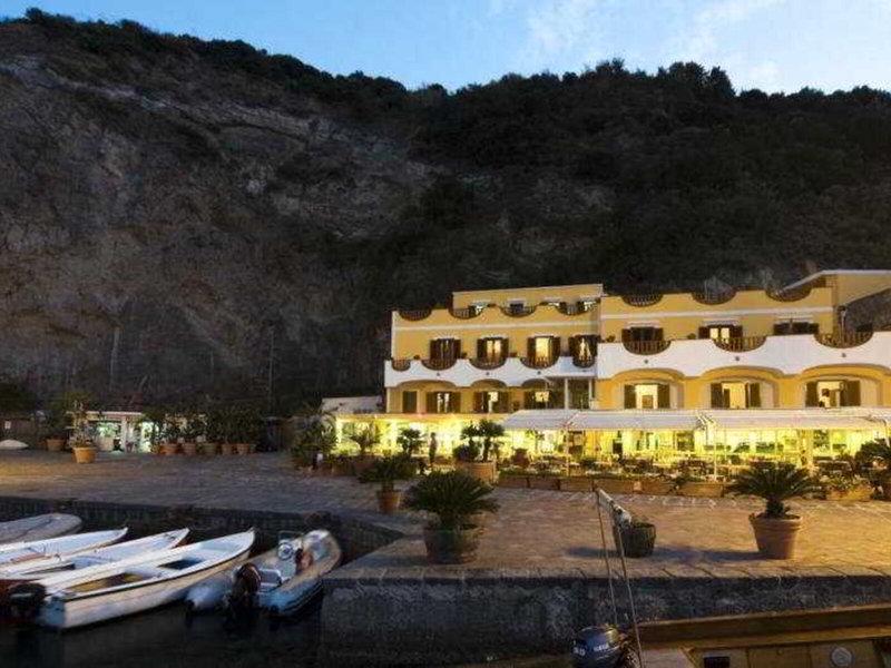 A2859254D80579FBF4929D69772980DC