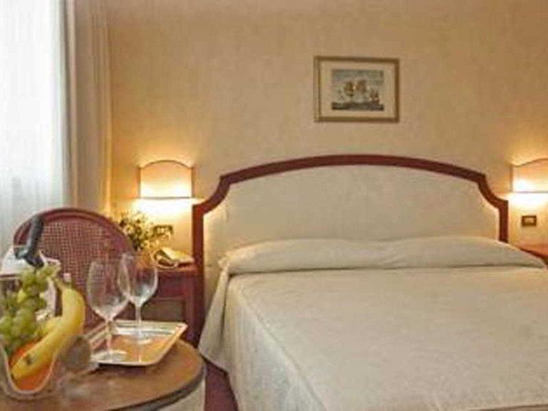 F6FC91DA30E5EBC53B7791B7E3454AC5