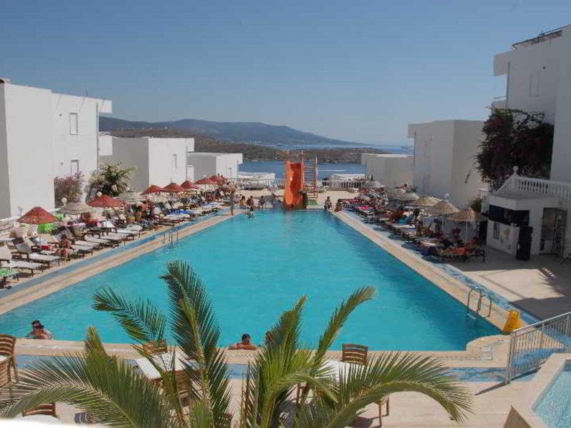 4198C935B48A991C0F693B3B5913460E