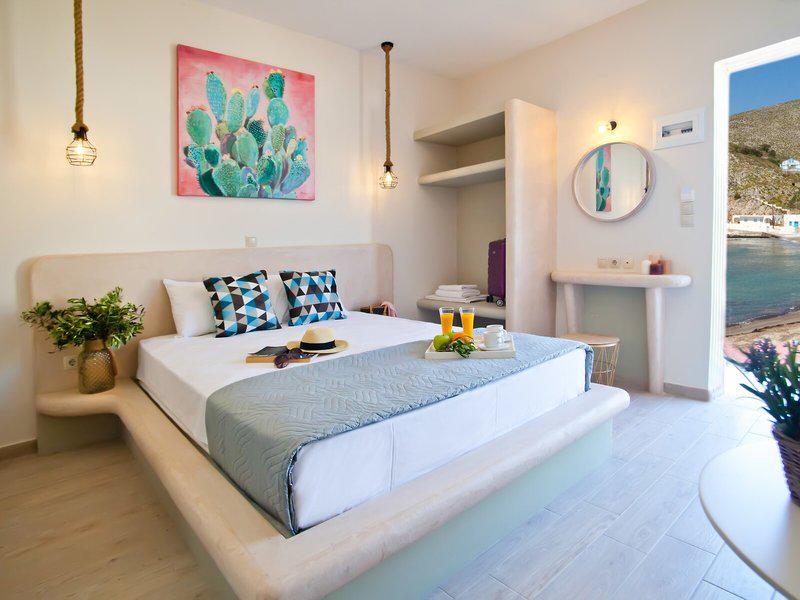 8902BF85AAA628903837B6015E4F3BBE