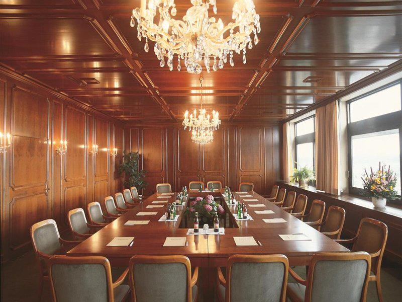 8457CE5B3B40B3411C3111C4D89101F9