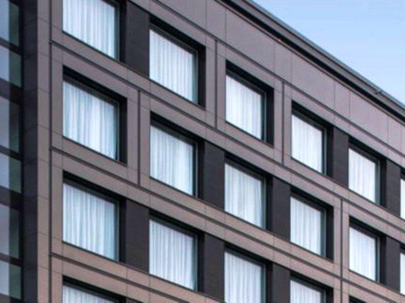 51CA2B9BD396027EF658F125264F0493