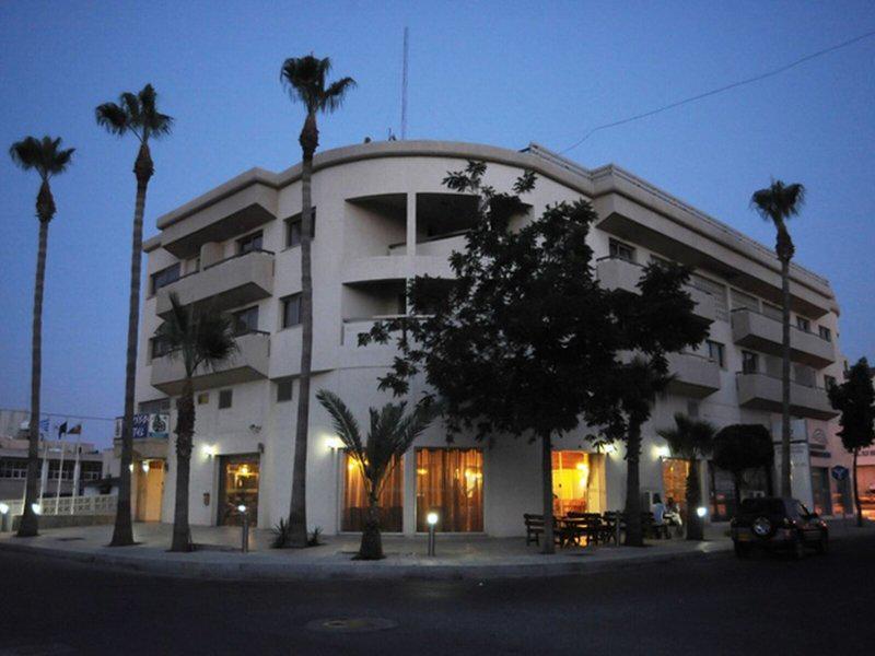 F37141B34F03D1C52389B762A41EEE5B