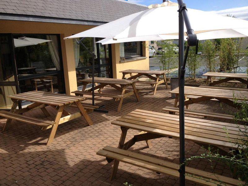 B76CCE91E569F6A265AC4E9956D79ECF