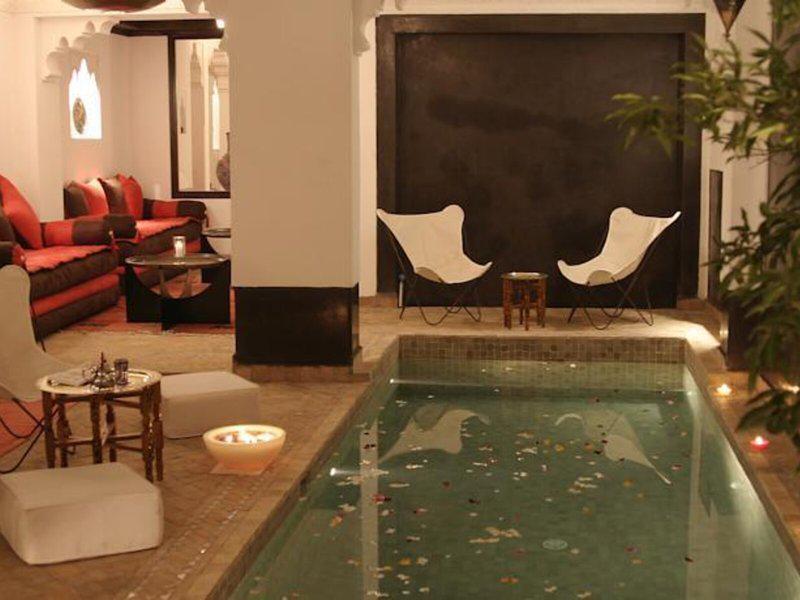 F9A12693B49BC9B7CFD3FA9B2601E524