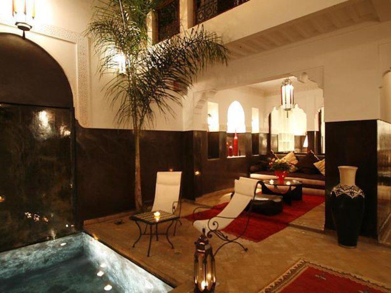 8CD51779DAB49885500D93DBC45C73EA