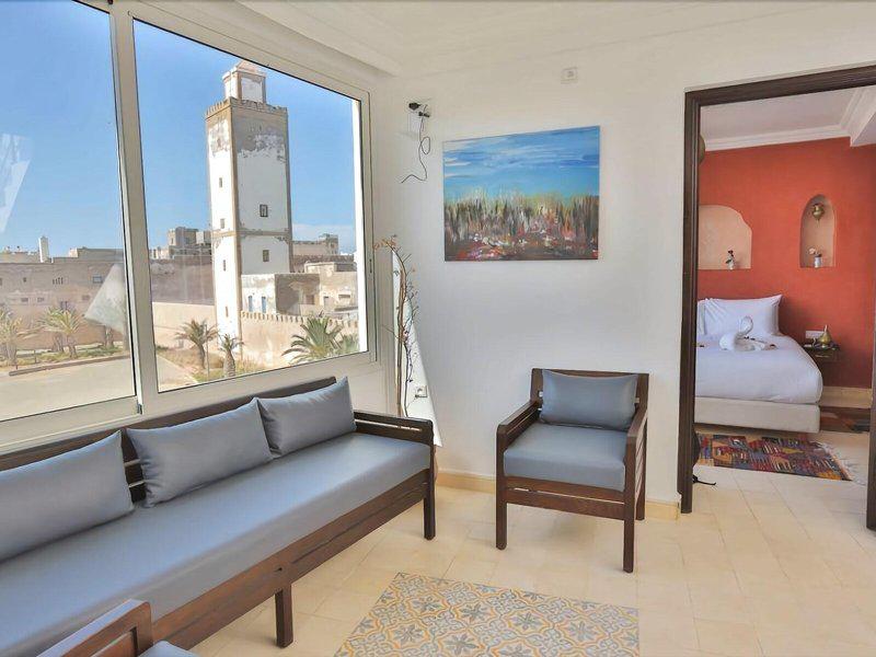 10E715BCACE7DC60891EC22E682E818F