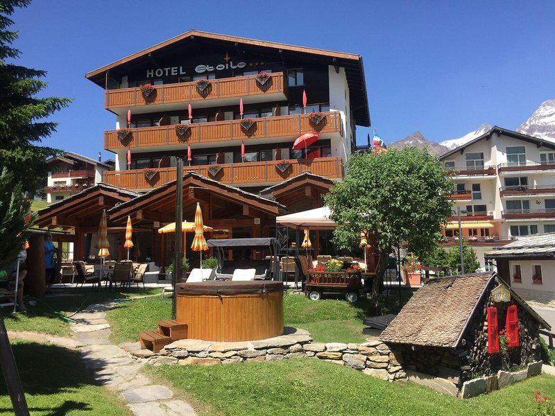 E63B173555329E56B881321CA3F46E07