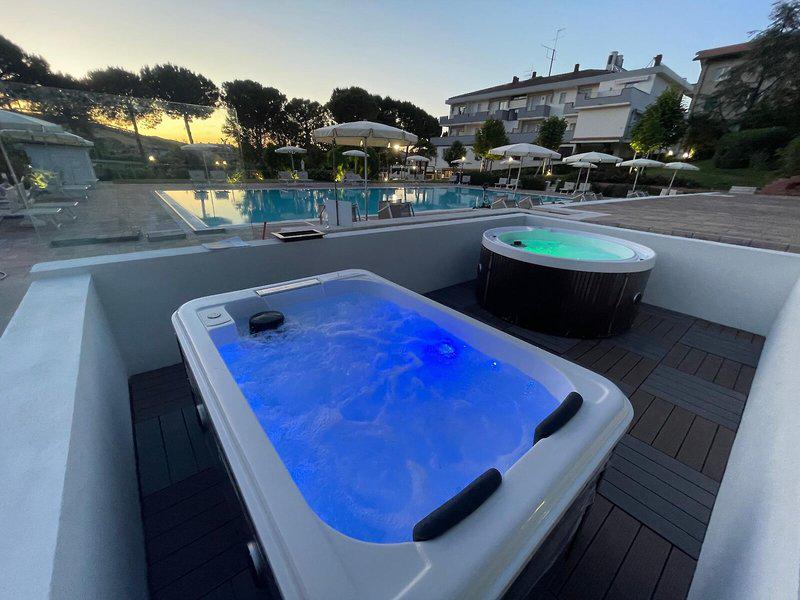 06177D0555136FF348D4E344832F49E1