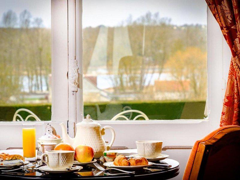 0D6B89C6E785D68DD27F590E5428EF8B