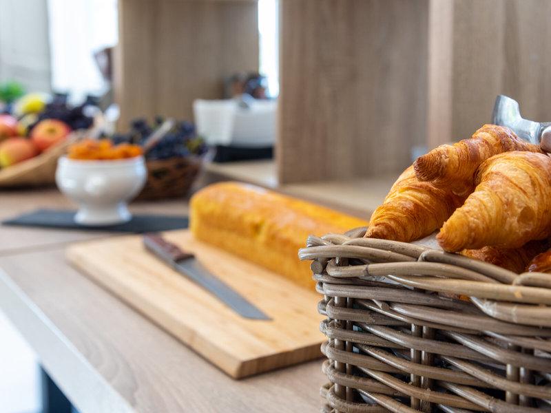 78B63C08474C9856AA1F68DFB1B0E495