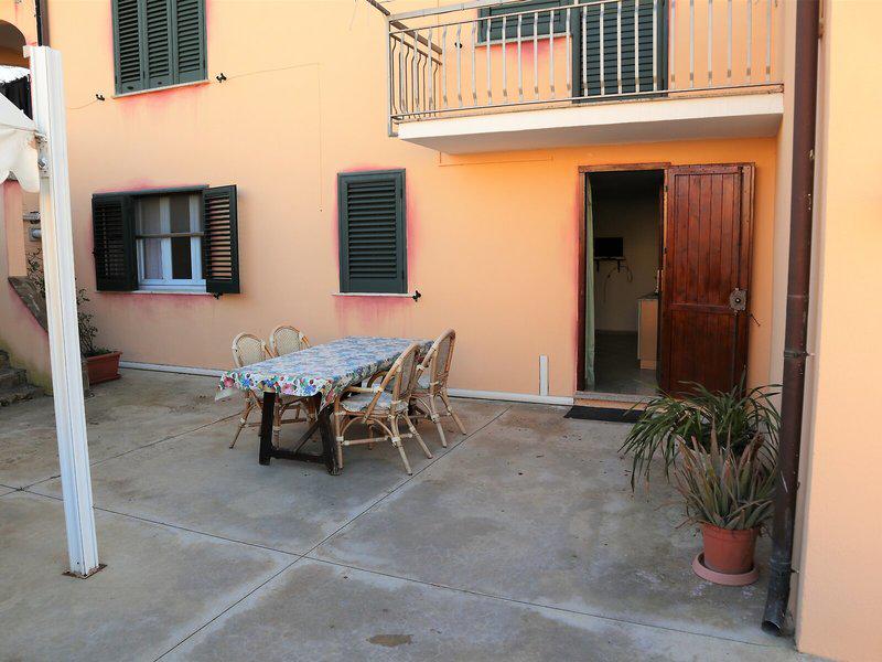 B2BB11F0E770A689B3CC9C7EC50E7F59