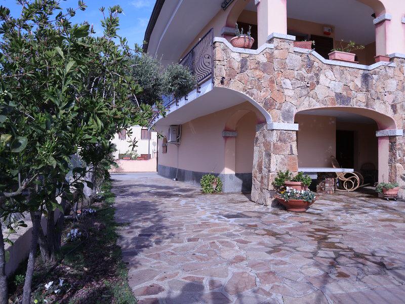 D6FFE9995ABE644322B8725EC0B18C72