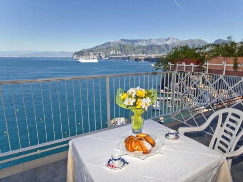 332F9A4864E4E0B4A024C19CA004E282