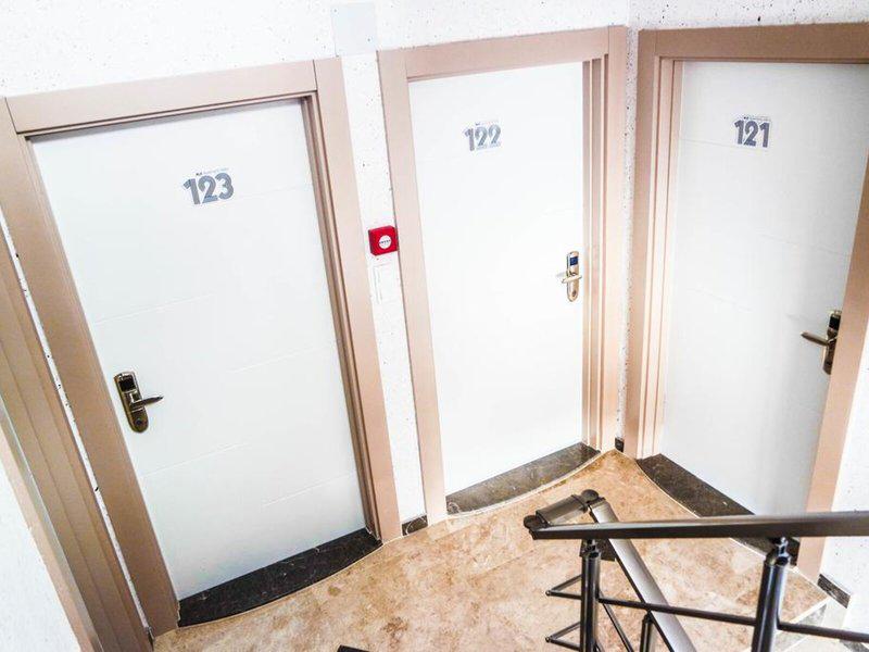 2F854D04E3F8884C862C94310A65E8C0