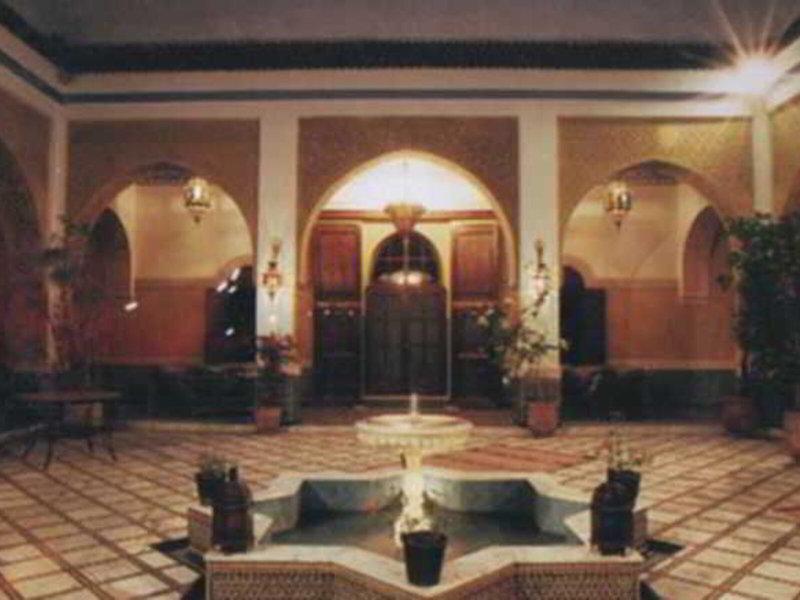 E8570FD04448EF8E39888361D602D123