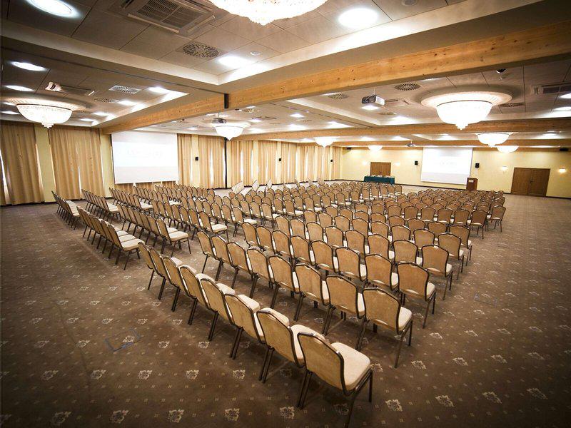 7C99B5DEBE9D844083DDAAE7A97D7F16