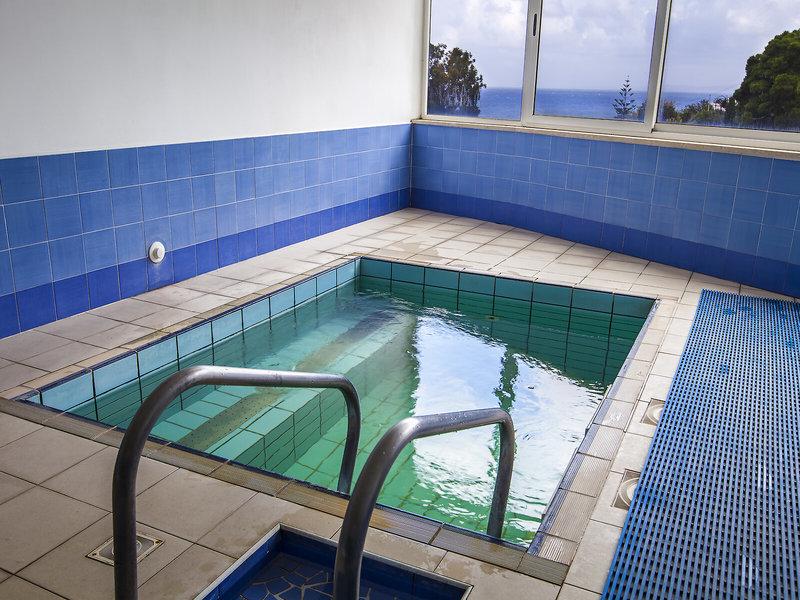 10A88117D43C2970F9D8CC6AAD8DF5B4