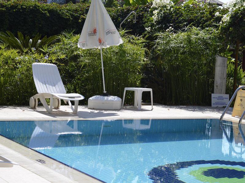 16A6B9BF0216BBA2A99787FF869DEB4E