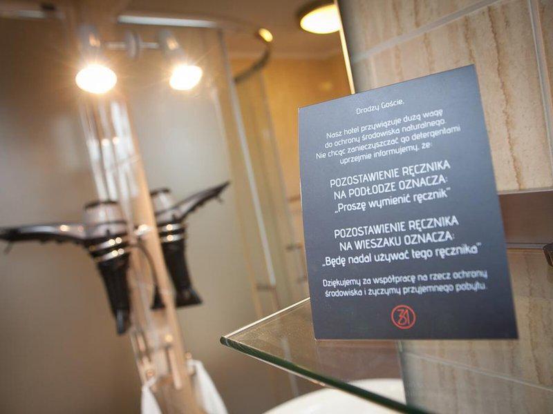 9AFD320953576205FF17D846C68DF745