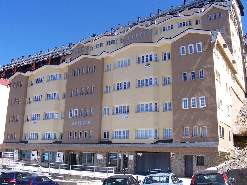 40D58BA2C41CE2BD3A5859C6E65D6484