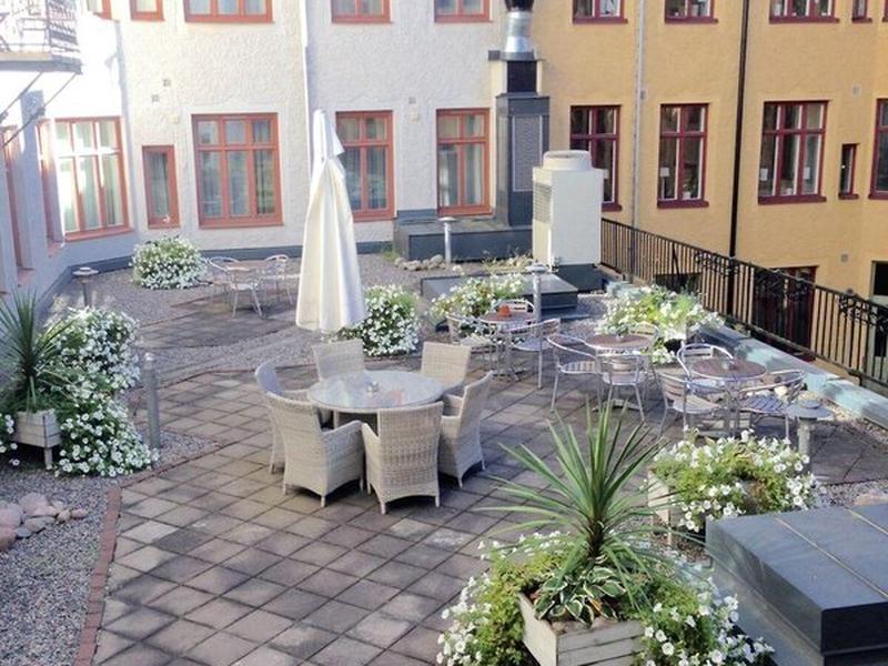 8A9B500582910D1BDD822EAD01E6A6A0