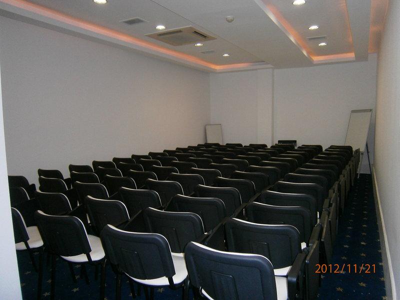 E004988A4292A45C88407077518C421F