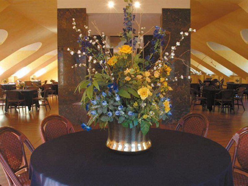 1032DA5DCDB6C2C8FBD3681AF1A20AF2